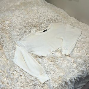 SZ SMALL WHITE CROPPED LONG SLEEVE